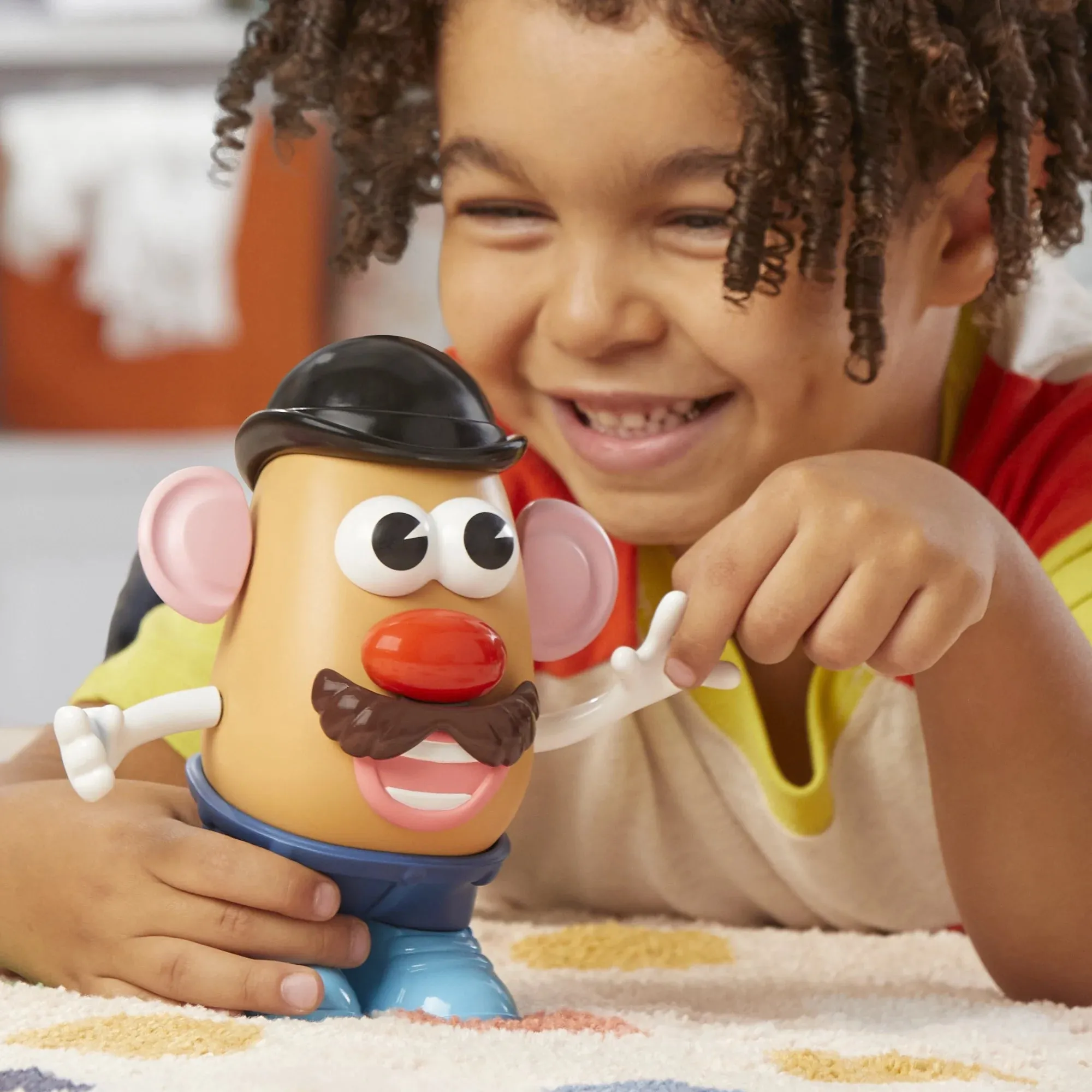 Potato Head Mr. Potato Head Toy with 13 Pieces, Preschool Toys, Christmas Gifts for Kids, Ages 2 
