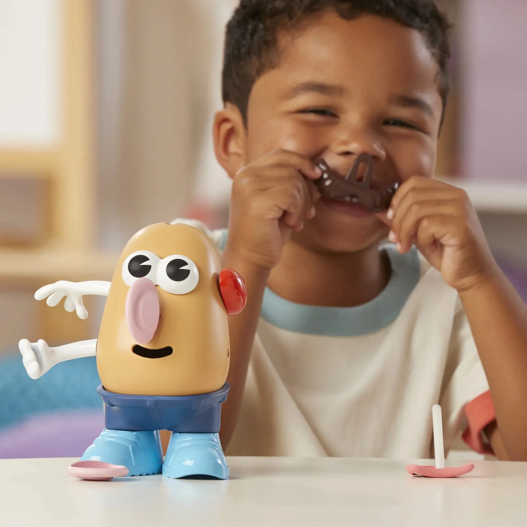 Potato Head Mr. Potato Head Toy with 13 Pieces, Preschool Toys, Christmas Gifts for Kids, Ages 2 