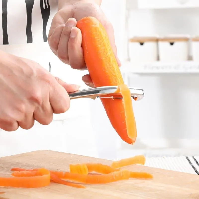 Stainless Steel Potato Peeler in Silver